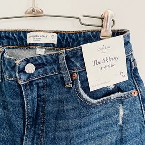 Abercrombie curve love NWT skinny
